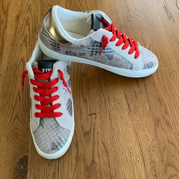 Steve Madden Shoes - 💕STEVE MADDEN Philosophy Multi Leather Sneakers